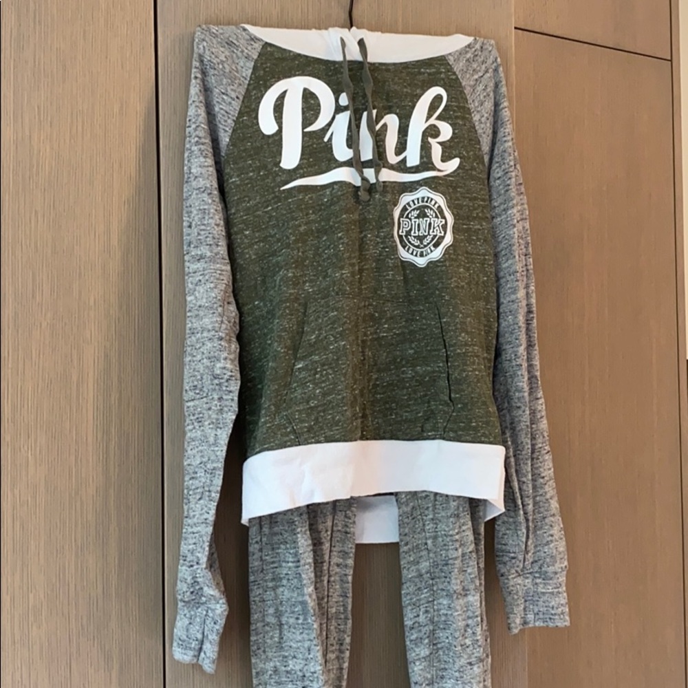 Pink Sweat set, Excellent condition